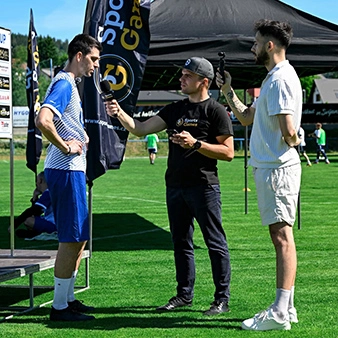 Rozhovory s oceněnými hráči během turnaje Sports Games